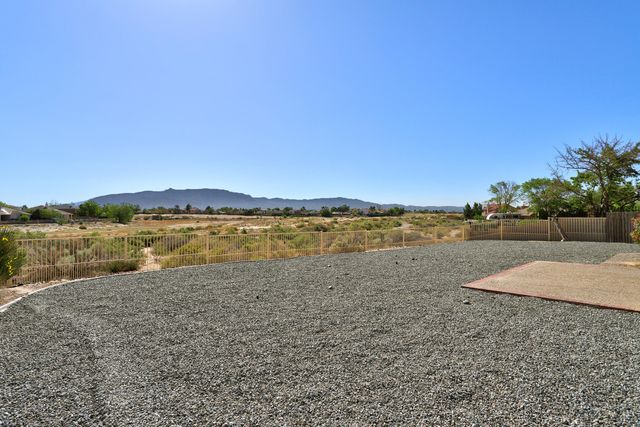 564 NICKLAUS Drive SE, Rio Rancho, NM 87124