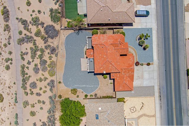 564 NICKLAUS Drive SE, Rio Rancho, NM 87124