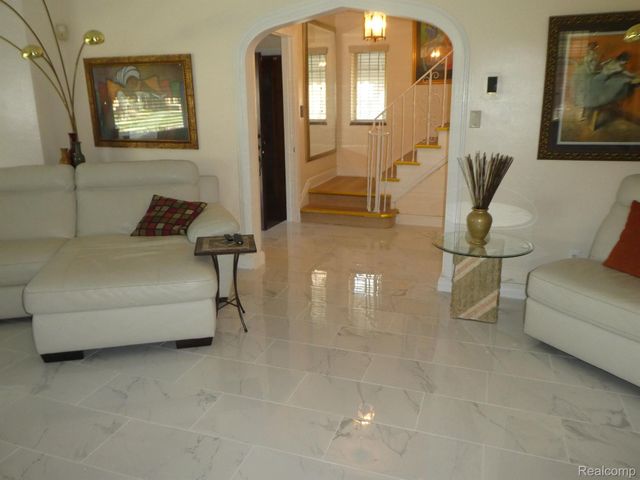 17360 NORTHLAWN Street, Detroit, MI 48221