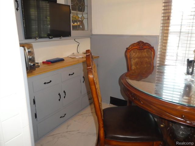 17360 NORTHLAWN Street, Detroit, MI 48221