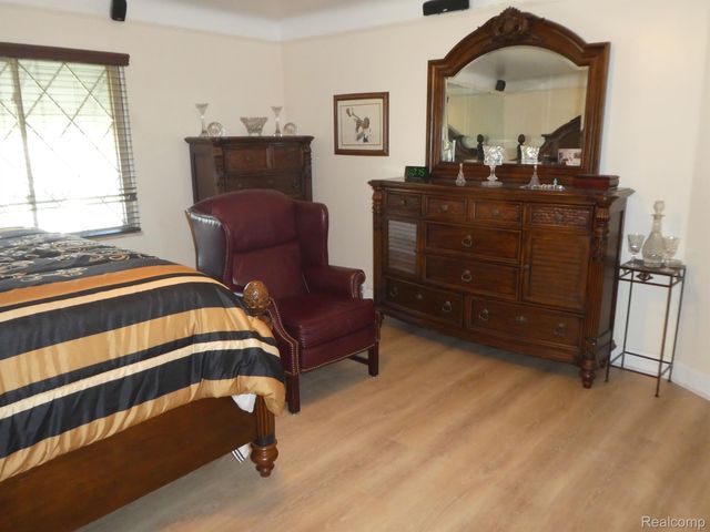 17360 NORTHLAWN Street, Detroit, MI 48221