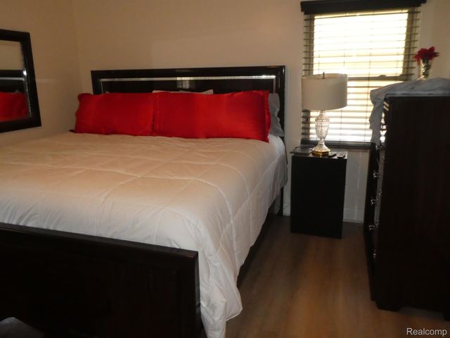 17360 NORTHLAWN Street, Detroit, MI 48221