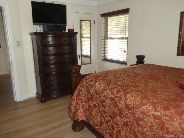 17360 NORTHLAWN Street, Detroit, MI 48221