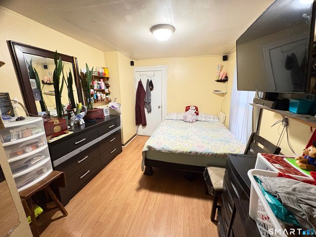 121 Willow Street, Meriden, CT 06450