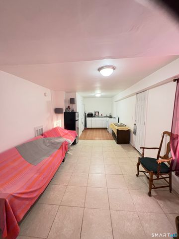 121 Willow Street, Meriden, CT 06450