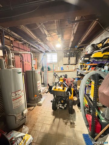 121 Willow Street, Meriden, CT 06450