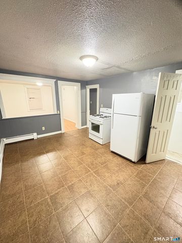 121 Willow Street, Meriden, CT 06450