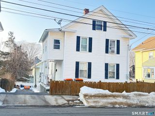 121 Willow Street, Meriden, CT 06450