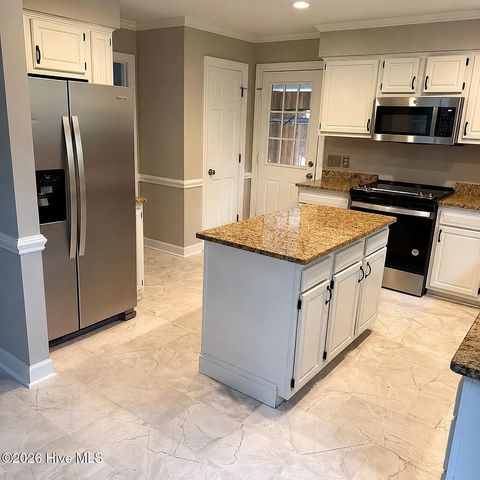 125 Bishop Drive, Winterville, NC 28590