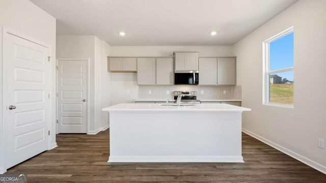 105 White Spruce Way, Newnan, GA 30265