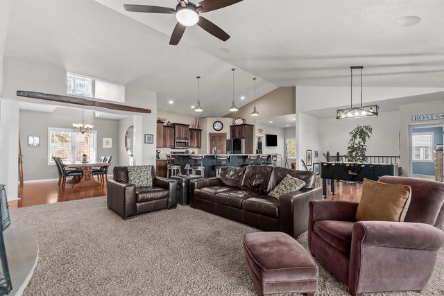3366 HARBOR BAY ROAD, Oshkosh, WI 54901