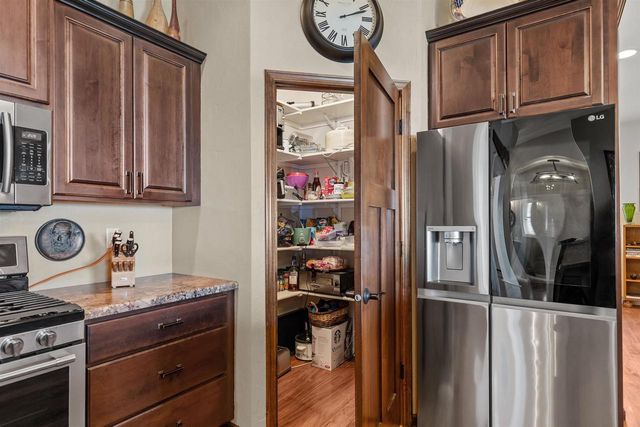 3366 HARBOR BAY ROAD, Oshkosh, WI 54901