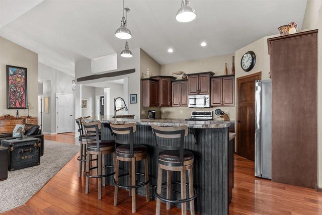 3366 HARBOR BAY ROAD, Oshkosh, WI 54901