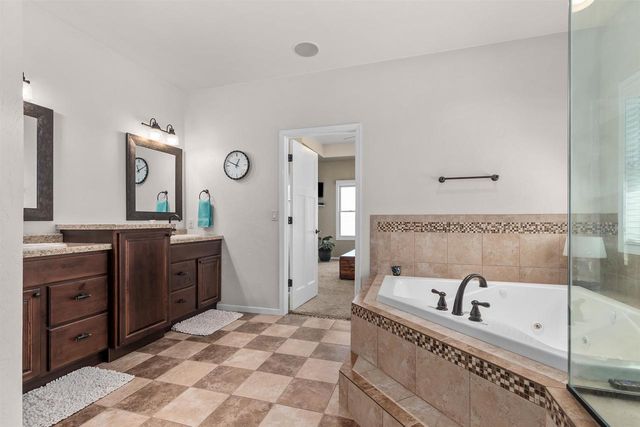 3366 HARBOR BAY ROAD, Oshkosh, WI 54901
