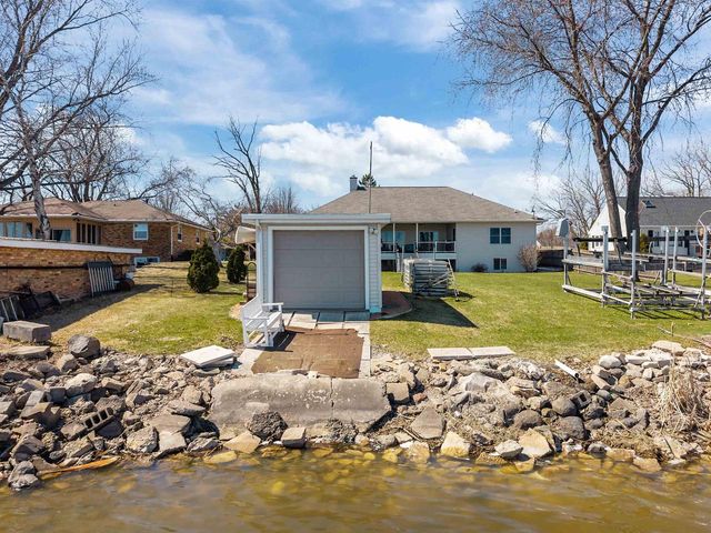 3366 HARBOR BAY ROAD, Oshkosh, WI 54901