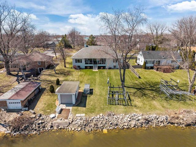 3366 HARBOR BAY ROAD, Oshkosh, WI 54901