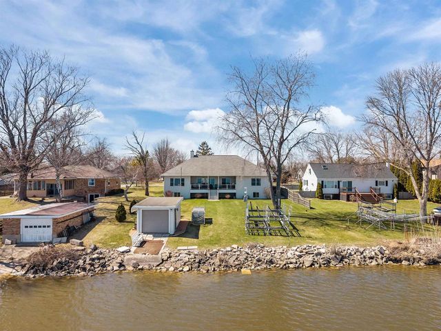 3366 HARBOR BAY ROAD, Oshkosh, WI 54901