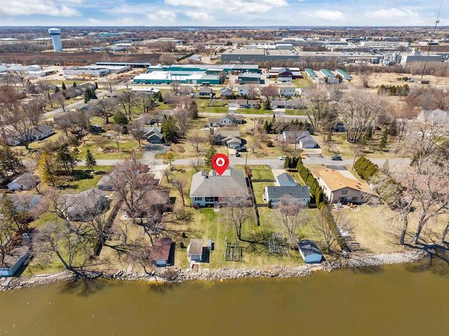 3366 HARBOR BAY ROAD, Oshkosh, WI 54901