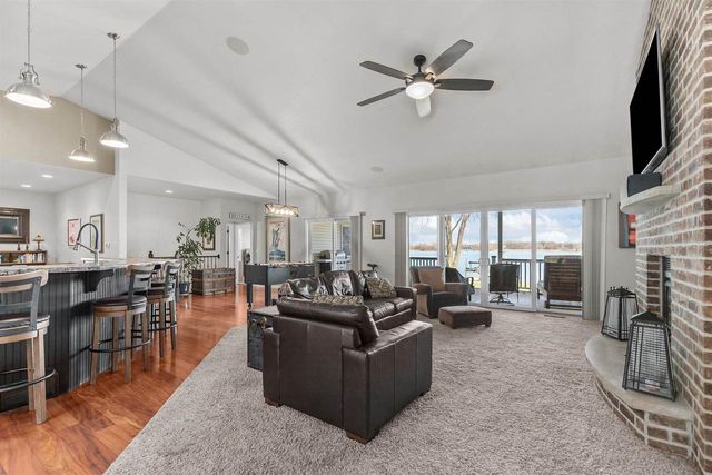 3366 HARBOR BAY ROAD, Oshkosh, WI 54901
