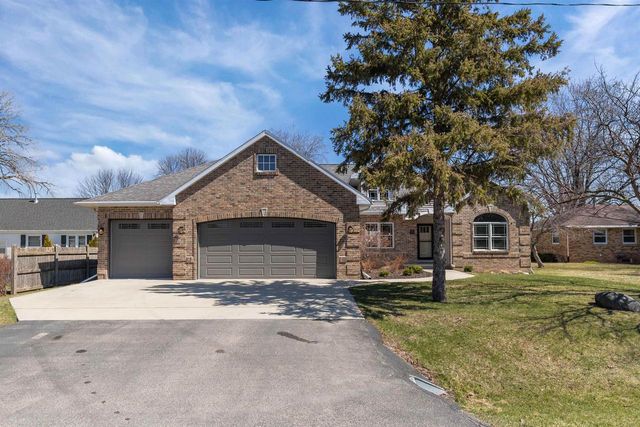 3366 HARBOR BAY ROAD, Oshkosh, WI 54901