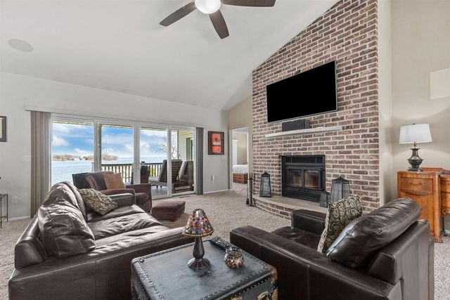 3366 HARBOR BAY ROAD, Oshkosh, WI 54901