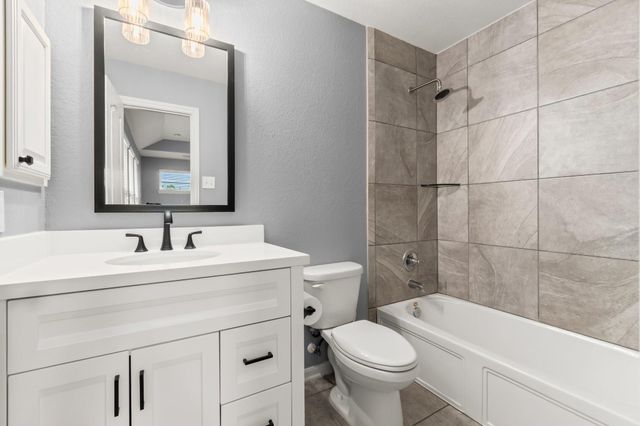 113 Logan Pass Court, Montgomery, TX 77316