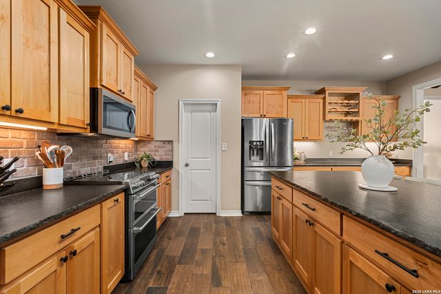 789 Privilege Estates, Pipe Creek, TX 78063