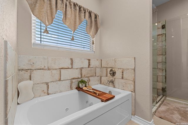 789 Privilege Estates, Pipe Creek, TX 78063