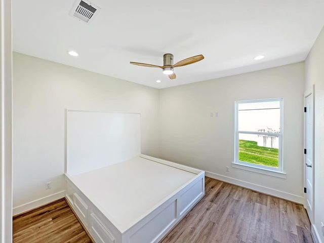 1989 Pedregal Drive, Crystal Beach, TX 77650