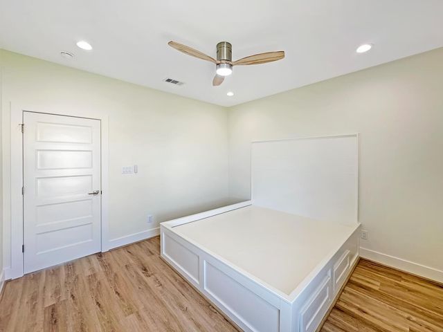 1989 Pedregal Drive, Crystal Beach, TX 77650