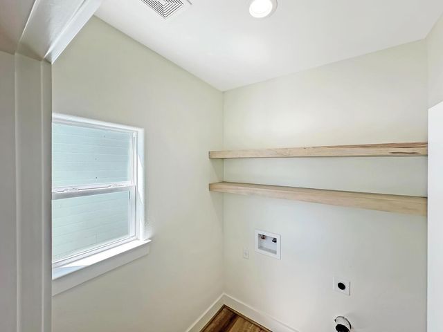 1989 Pedregal Drive, Crystal Beach, TX 77650