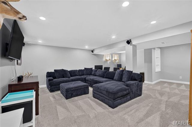 1557 Greenfield Crossing Court, Ballwin, MO 63021