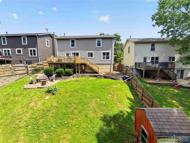 1557 Greenfield Crossing Court, Ballwin, MO 63021