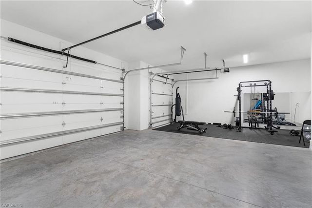 20557 Fair Oak LN, Estero, FL 33928