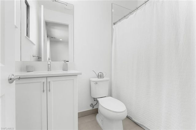 20557 Fair Oak LN, Estero, FL 33928