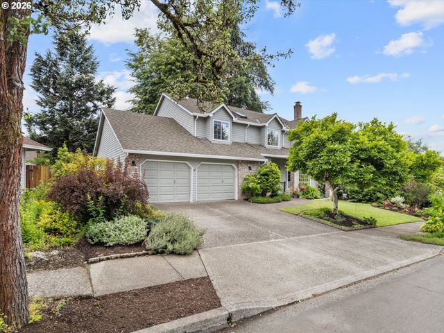 5040 Sw GREENWOOD Cir, Tualatin, OR 97062