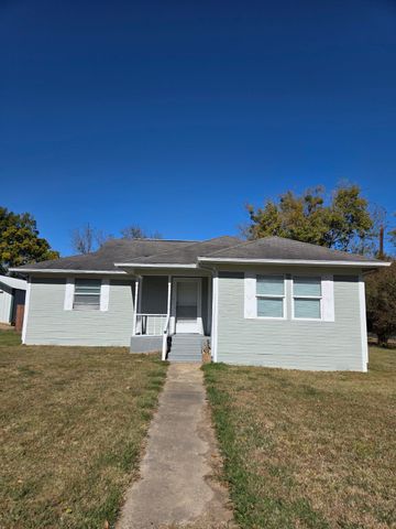 1145 Jefferson Road, Paris, TX 75460