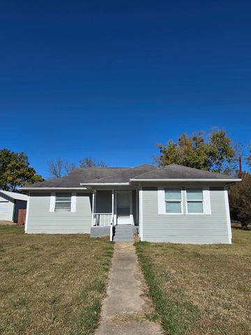1145 Jefferson Road, Paris, TX 75460