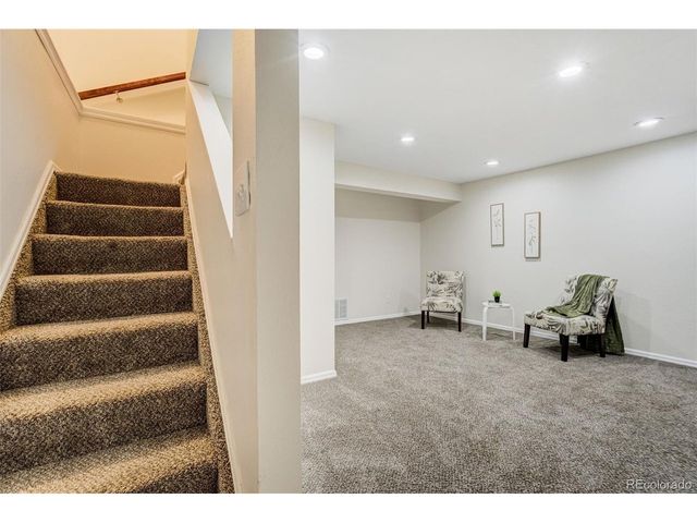 314 Cobblestone Dr, Colorado Springs, CO 80906