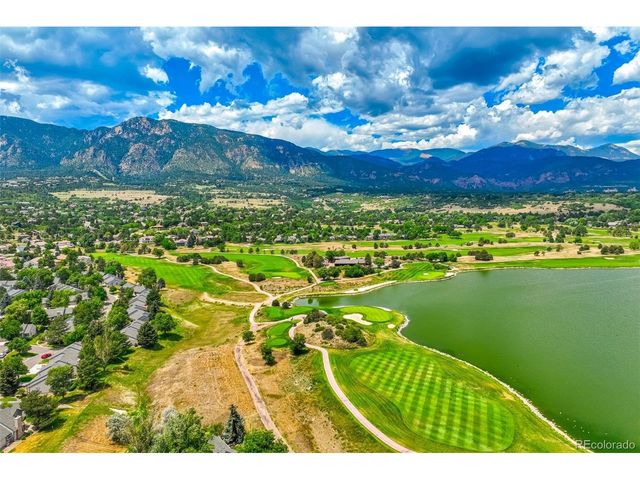 314 Cobblestone Dr, Colorado Springs, CO 80906