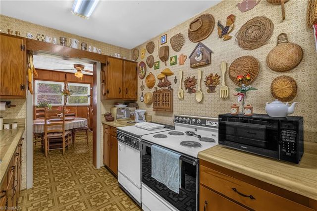 1242 Norman Drive, Eden, NC 27288