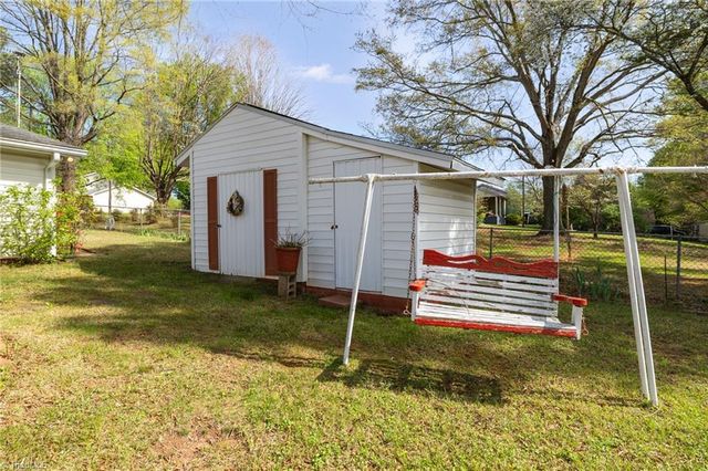 1242 Norman Drive, Eden, NC 27288