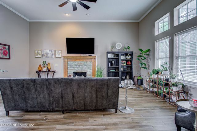 8342 AMHERST HILLS Lane, Jacksonville, FL 32256