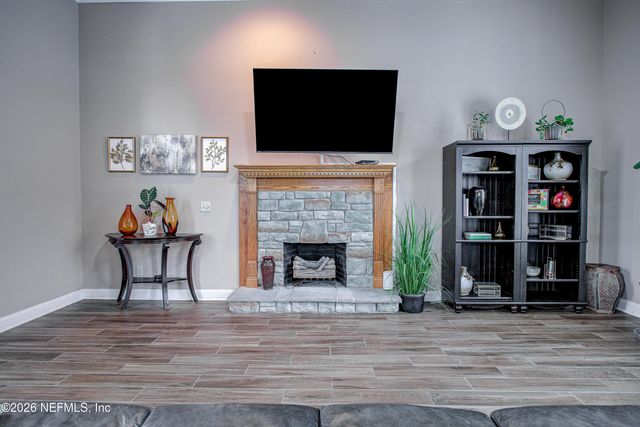 8342 AMHERST HILLS Lane, Jacksonville, FL 32256