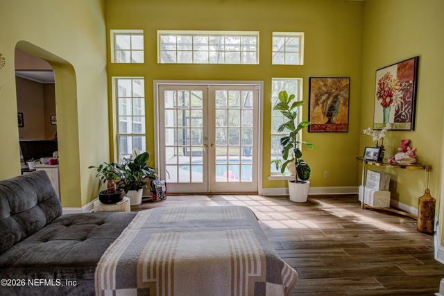 8342 AMHERST HILLS Lane, Jacksonville, FL 32256