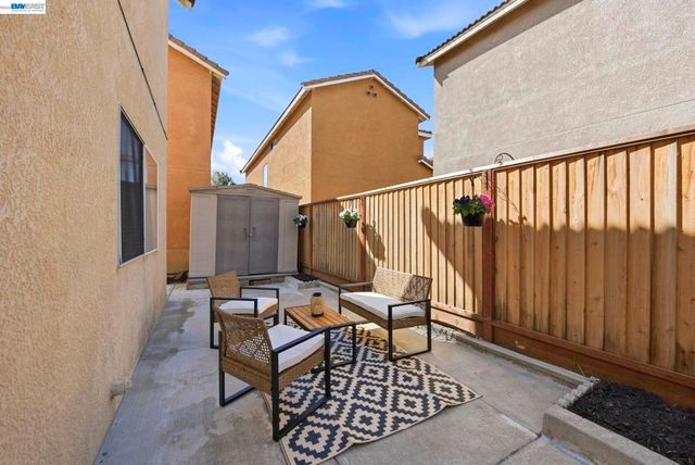 1085 La Brea Ter, Union City, CA 94587