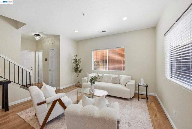 1085 La Brea Ter, Union City, CA 94587