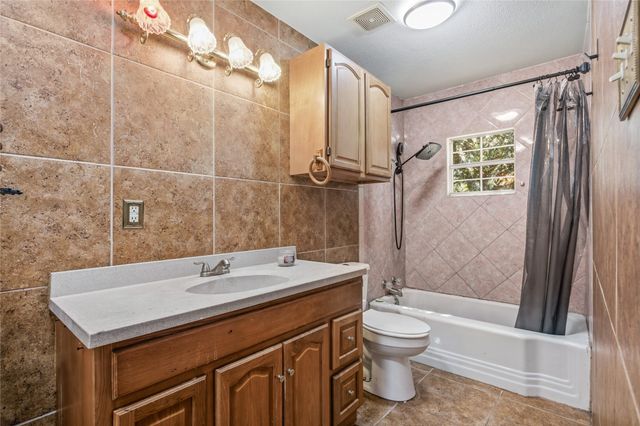 1115 S Hazelwood Street, Sherman, TX 75090