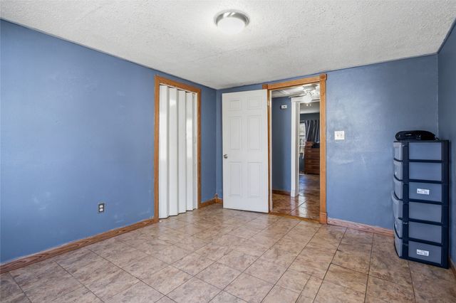 1115 S Hazelwood Street, Sherman, TX 75090