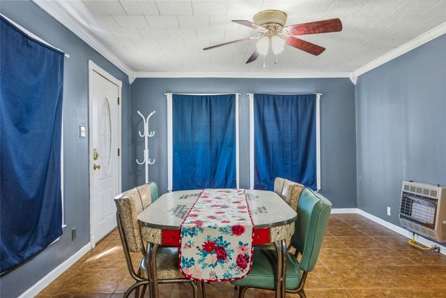 1115 S Hazelwood Street, Sherman, TX 75090